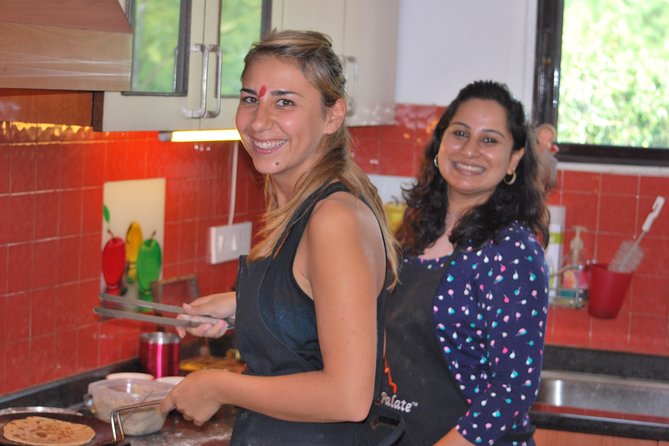 Traditional Indian Home Cooking Class and Market Tour in New Delhi - Who Is This Tour Best For?