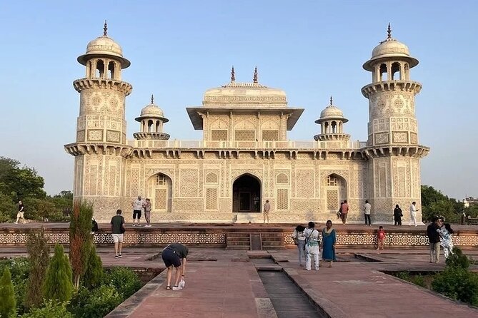 All Inclusive Full Day Taj Mahal Tour from Delhi by Private Car - How the Tour Works: An In-Depth Review