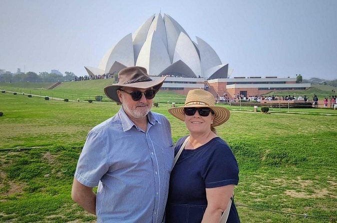 Old and New Delhi City Private Tour with Expert Guide - Authentic Experiences and Insider Tips