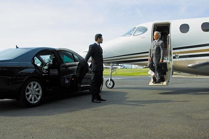 Transfer from New Delhi to Agra by Private car - The Sum Up