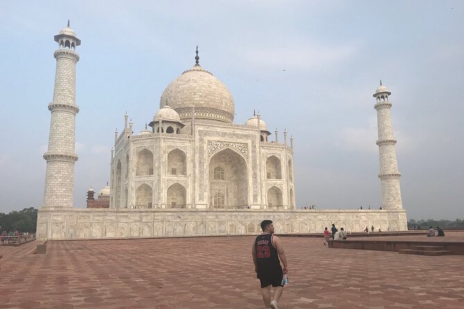 Private Car from Delhi to Taj Mahal with Driver and Local Guide - What Reviewers Say
