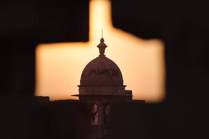 Guided Night Walking Tour in New Delhi - Explore the best nightlife with a local - Authentic Experiences and Local Insights