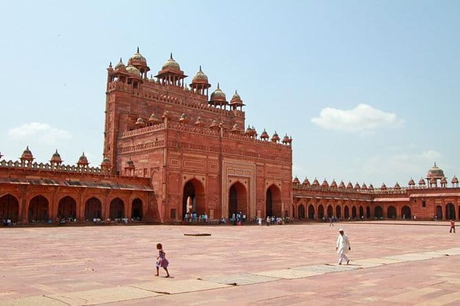 Full Day Taj Mahal & Fatehpur sikri Tour from Delhi by Car - The Value of This Tour