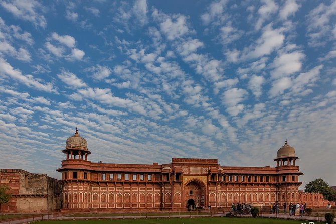 Taj Mahal at Sunrise and Agra Day-Tour from New Delhi with Breakfast - Practical Tips and Considerations