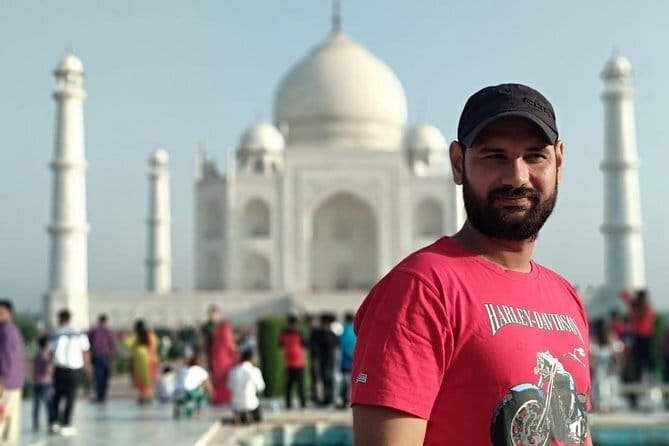 Same day tour with private car Delhi to Agra - Key Points