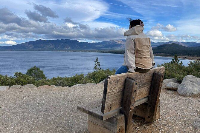 Lake Tahoe-Hike Year Round With a Local - Experience the Beauty of Lake Tahoe on a Guided Hike with a Local