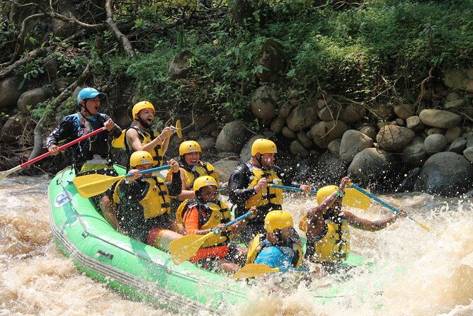 White Water Rafting Class III & IV - White Water Rafting Class III & IV in La Fortuna: An In-Depth Look