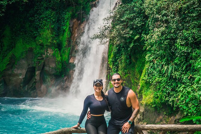 Walk in Río Celeste in Tenorio Volcano National Park - FAQ