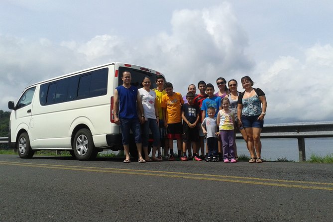 Transfer from Arenal or La Fortuna to Monteverde up to 5 passengers. (One Way) - Key Points