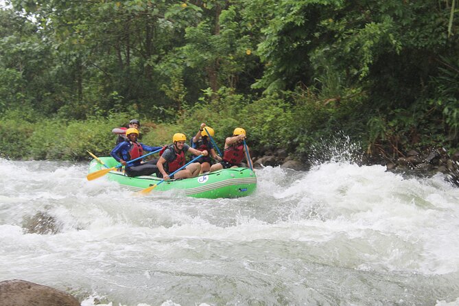 Rafting Pacuare River from La Fortuna w/ shuttle to Puerto Viejo or San Jose - FAQs