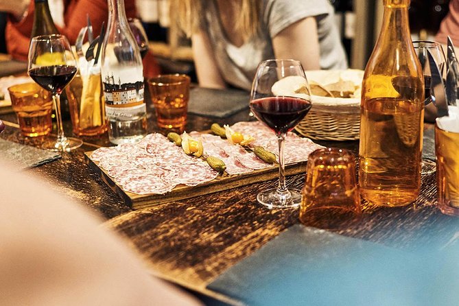 Lyon Electric Bike Tour including Food Tasting with a Local Guide - Who Will Love This Tour?