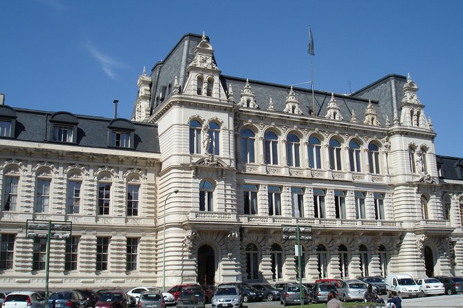 Jewels Off the Beaten Path - Private Walking Tour by BA Off the Beaten Path Tour - Who Should Consider This Tour?