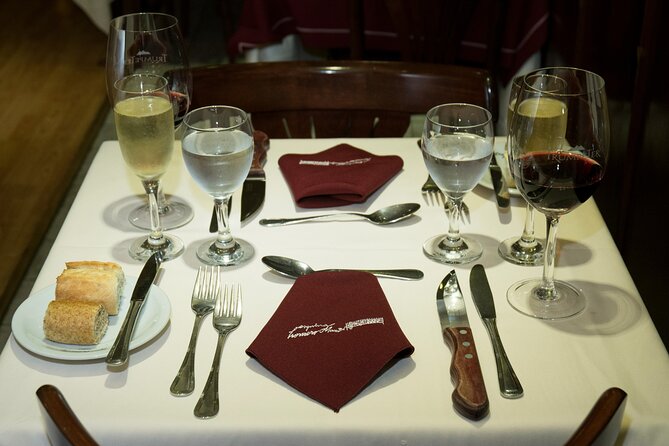 Tango Show and Optional Dinner at Esquina Homero Manzi - Typical Day and What You Might Expect