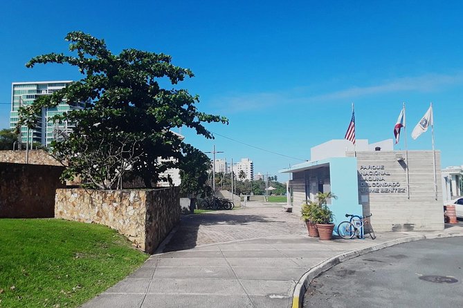 Salsa Dance Class in San Juan  Learn from Local Experts - Who Will Love This Experience?