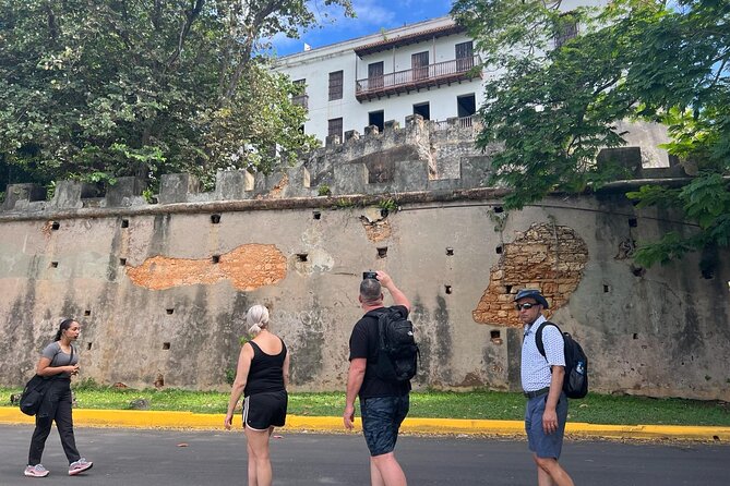 Old San Juan Historical Walk, Shopping, and Dining w/ Transport - Who Will Love This Tour?