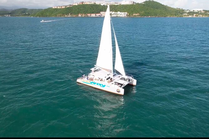 Icacos: Luxury Sailing Catamaran All Inclusive Beach and Snorkel - A Deep Dive into the Icacos Catamaran Tour