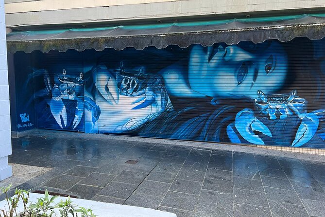 Private Beach Side Sip & Paint with art walk - Initial Impressions: What’s in Store for You