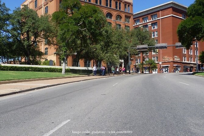 The Best of Dallas: Private Half-Day Tour including Reunion Tower - The Sum Up