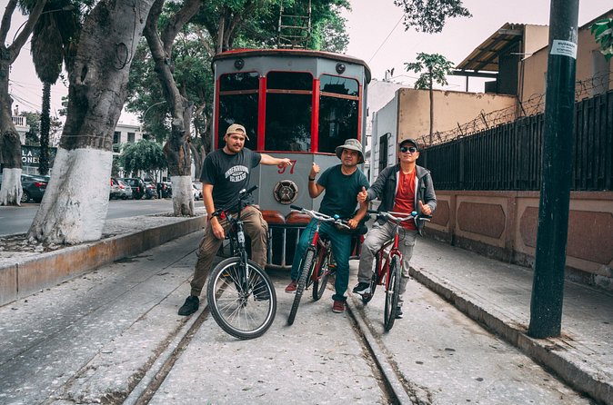 Private Bike Tour of Miraflores Exploring Lima - Authentic Experiences and Authentic Impressions