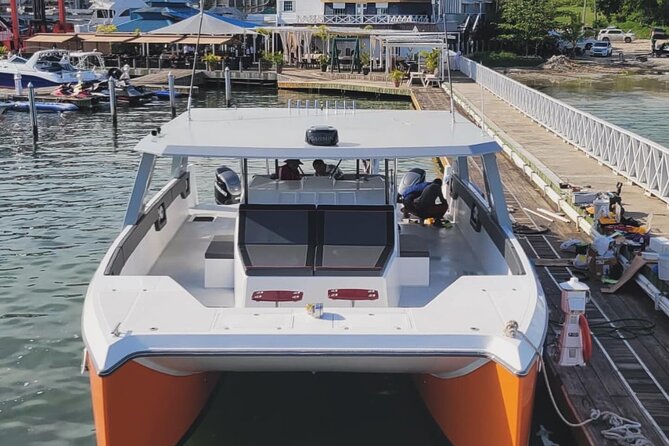 Full Day Luxury Snorkel Charter With Lunch (Minimum 10 Guests) - Key Points