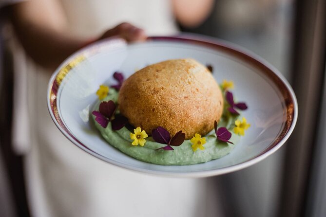 Atamisque Winery + Lunch in Ruda Cocina. Private transportation - An in-depth look at the tour experience