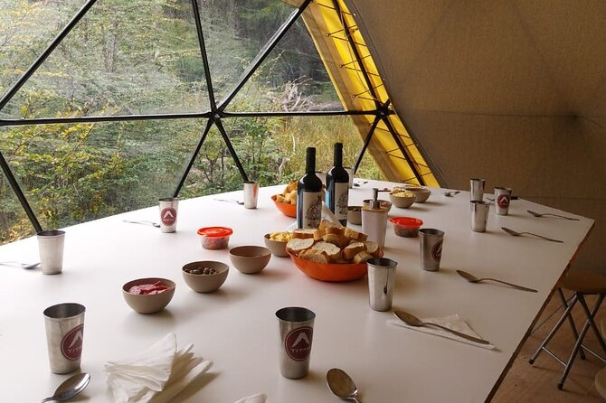 Laguna Esmeralda (Trekking + lunch at refuge) - Authentic Patagonian Landscapes and Expert Guides