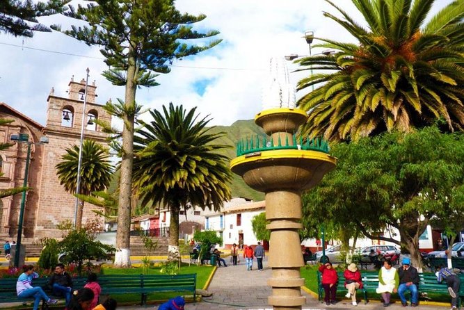 Transportation> Cusco - Ollantaytambo visiting Pisac Ruins and Pisac Market. - Exploring the Sacred Valley: A Deep Dive into the Experience