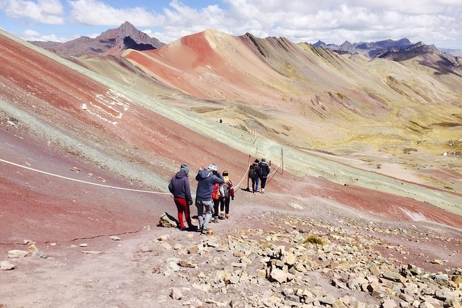 Full-Day Tour and Hike to Rainbow Mountain from Cusco, Peru - FAQs