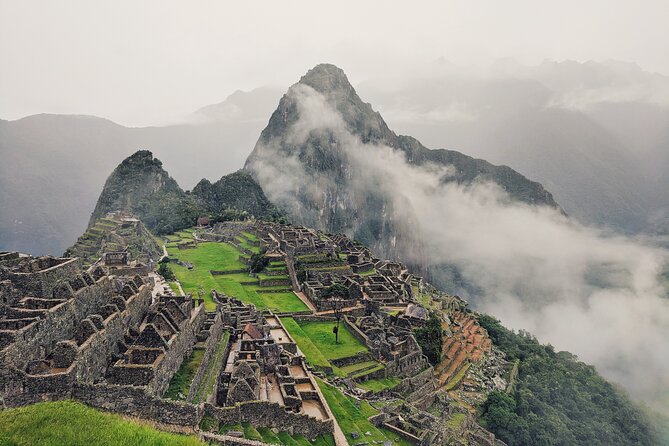 Machu Picchu Day Trip From Cusco By Panoramic Vistadome Train - A Deep Dive Into the Experience