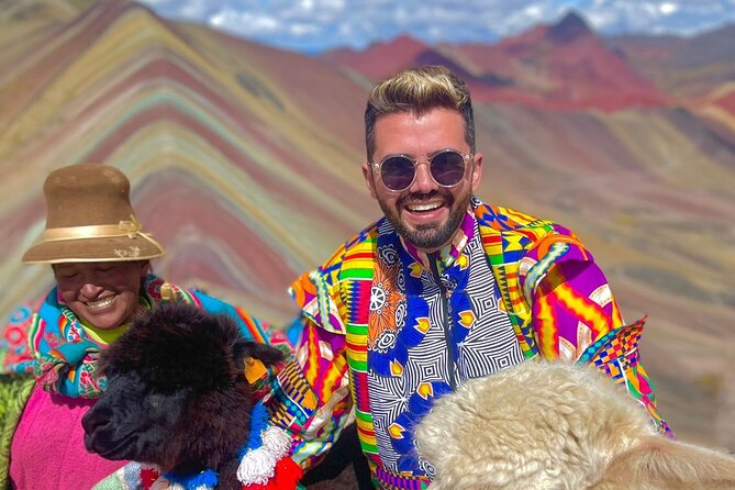 Montaña de 7 Colores Vinicunca full day - Authentic Elements and Additional Offerings