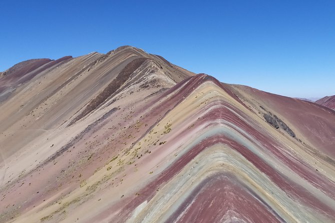 1-Day Tour Rainbow Mountain from Cusco - Exploring the Details of Your Rainbow Mountain Adventure