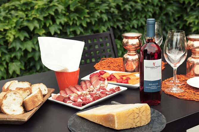 Tasting 6 wines exclusive to Azienda Giovanna Tantini - FAQs
