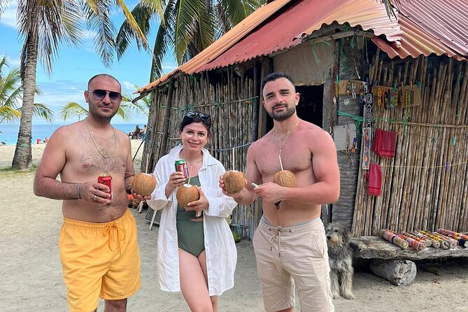 San Blas Islands Tour + 4 places + welcome drink - Key Points