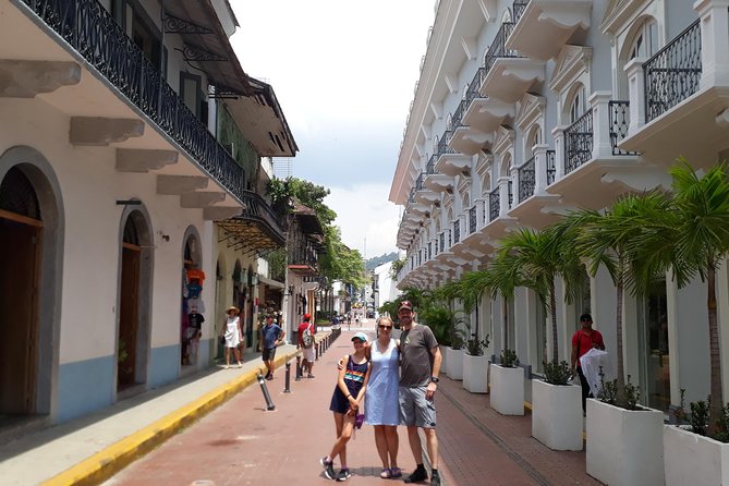 Private Tour of the Historic Center of Panama and Canal - Deep Dive into the Itinerary