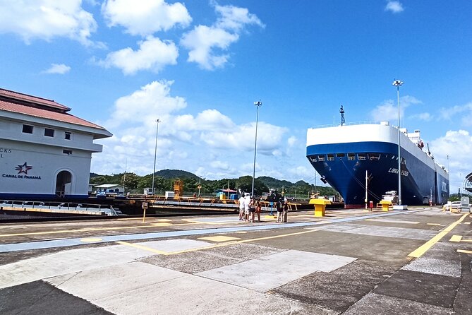Panama Canal Tour: Miraflores Locks and Canal Zone - FAQ
