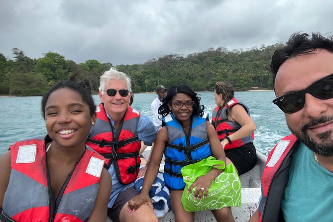 4 in 1 Caribbean Portobelo Blue Veins Black Christ and Ruins - What We Think: Value, Highlights, and Considerations