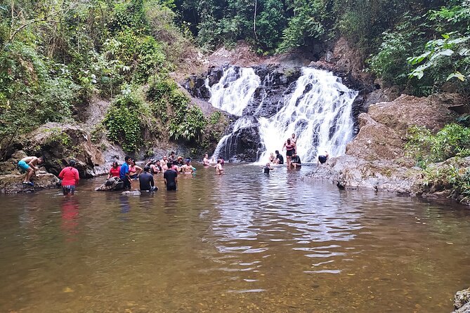 Tour Embera Indigenous Village and waterfall with lunch - FAQs