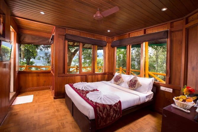 Treehouse stay in munnar - The Itinerary in Detail: What to Expect