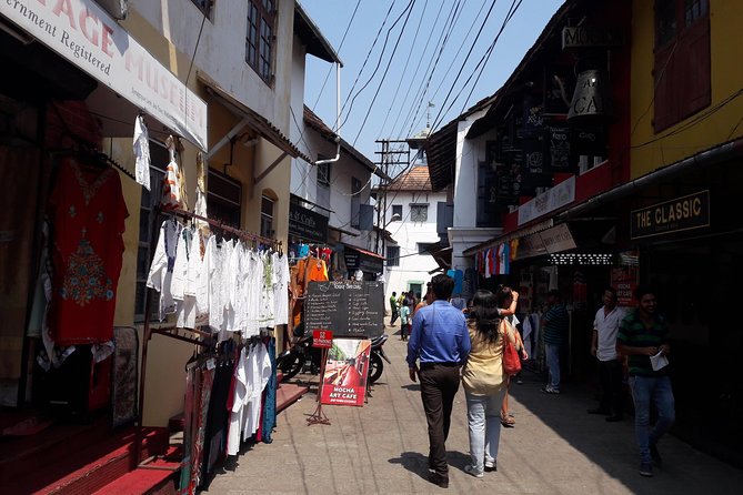 Private Tour to Kochi Suburbs Virgin Hot Spots: Free Pick & Drop - FAQs