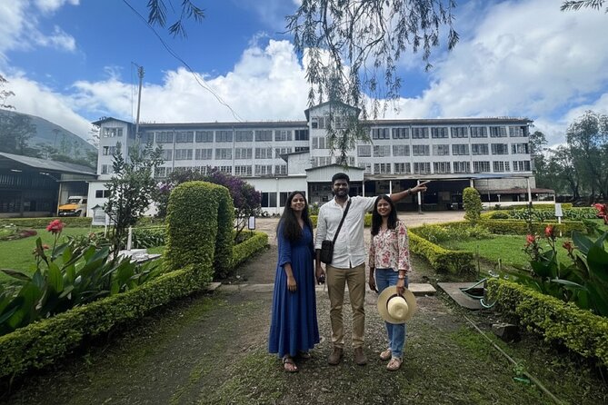 Kochi to Munnar Full Day Tour with Eravikulam, lockhart and Lunch - Walk through Tea Gardens & Scenic Viewpoints