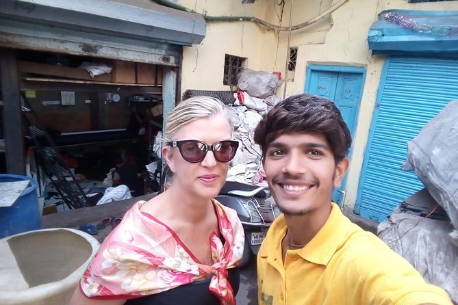 Private Bollywood with Slum Tour Inclusive of Guide and Transport - Analyzing the Value