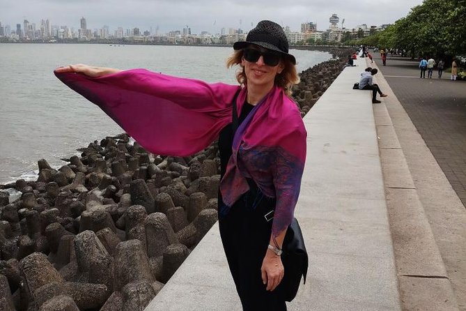 Mumbai Tour by Ac coach with pickup in Colaba & Mumbai Port only - Overview and First Impressions