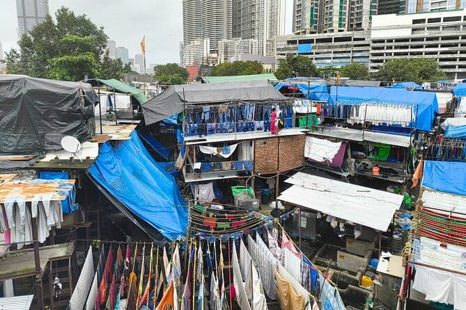 "Explore Mumbai : The City of Dreams with Historic Locations" - A Detailed Look at the Itinerary
