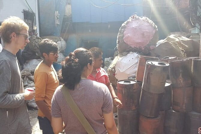 Inside Dharavi: A Unique Slum Tour with an Local Guide - Who Should Consider This Tour