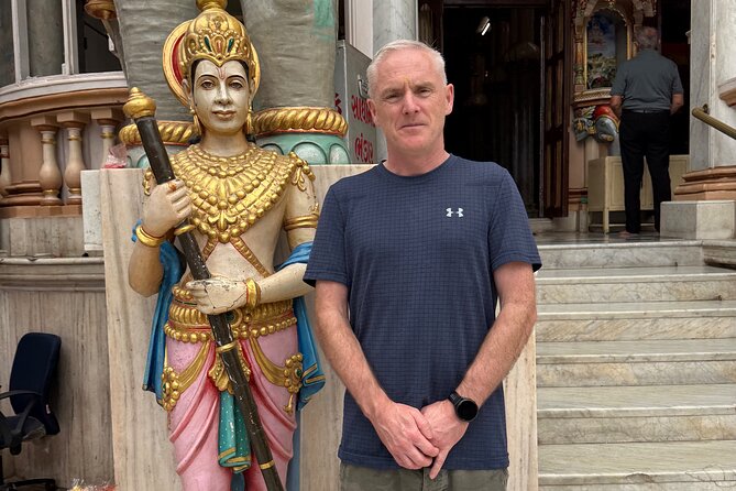 Mumbai City Highlights Tour-Private with AC car &Guide - FAQ