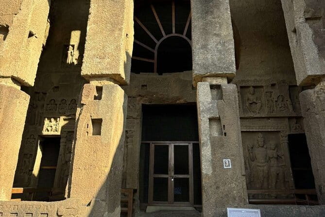 SGNP Wildlife+Kanheri Caves+Tiger Safari+Tribal Village+Temple - The Kanheri Caves: Ancient Art and Spirituality Carved in Stone