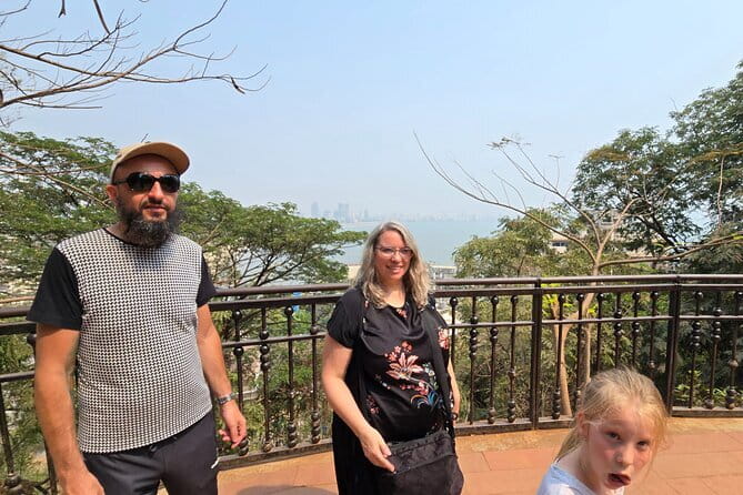 SGNP Wildlife+Kanheri Caves+Tiger Safari+Tribal Village+Temple - What Makes This Tour Stand Out?