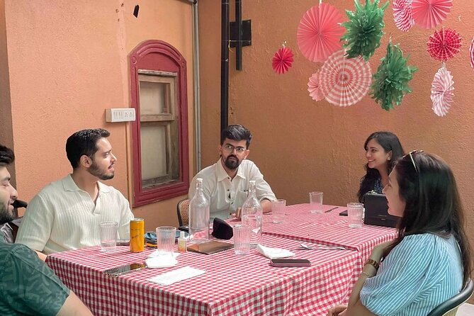 Meet new people in the city - Meet New People in the City: A Unique Social Dining Experience in Mumbai