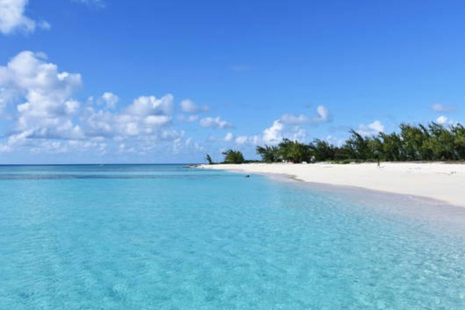 Day At The Beach With Lunch And Drinks for Cruise Guests - Who Will Love This Experience?