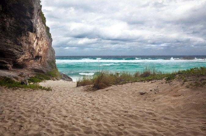 Private Tour North and Middle Turks and Caicos Islands - Free Time and the Caribbean Cruisin Ferry